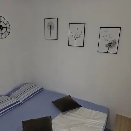 Tina Apartament *