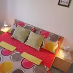 Tina Apartamento Vir