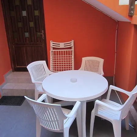 Apartamento Tina *