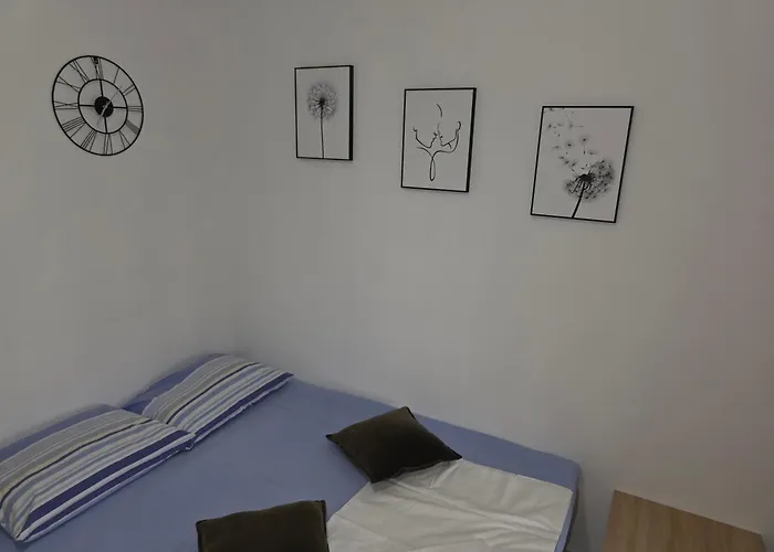 Tina Апартаменты *